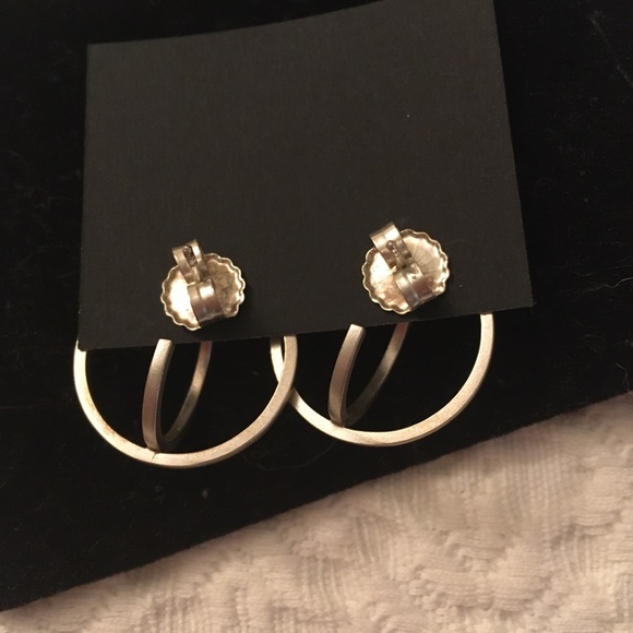 Heather Rathbun Earrings - Picture 2 of 4